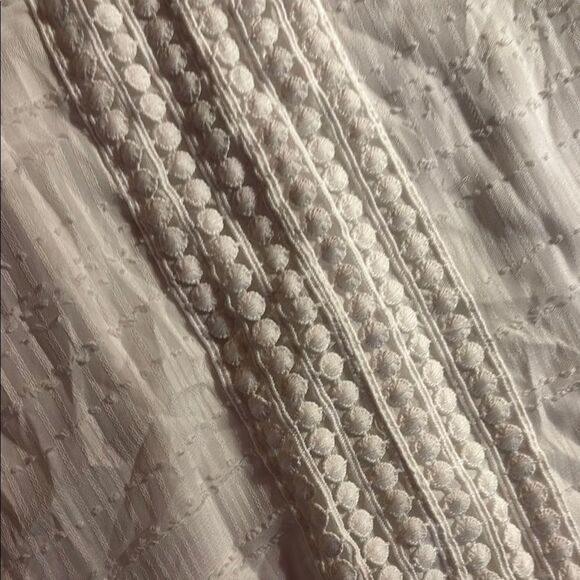 🆕 with tags NYC White Textured Dress - Picture 5 of 9